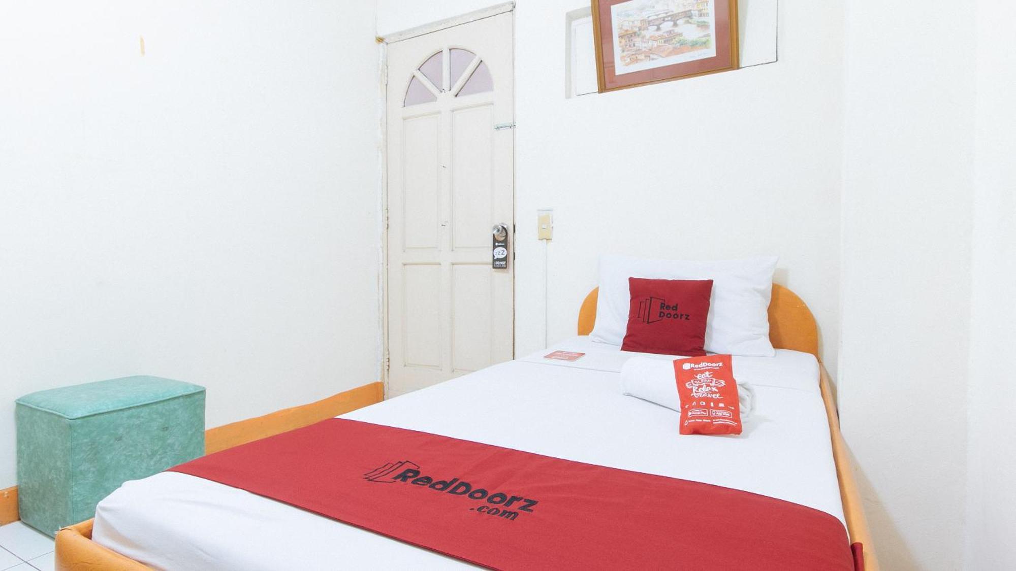 Reddoorz Near East Avenue Medical Center Hotel Quezon City Exterior foto